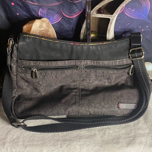 Sakroots Recycled Ecotwill New Adventure Hobo Bag - Picture 8 of 8